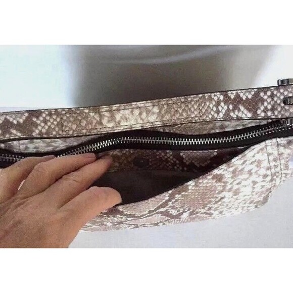 New Michael Kors Fulton Medium Top Zip Shoulder bag Embossed Leather Dark Sand - Picture 11 of 11